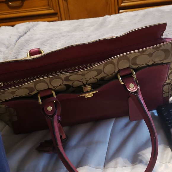 Authentic Coach Purse - Picture 4 of 13